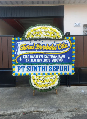 Papan Bunga Duka di Padang Barat