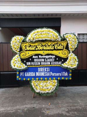 Papan Bunga Duka di Padang Barat